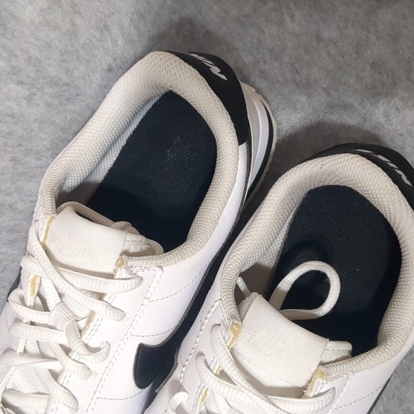 Nike Cortez Black White Trainer Youth size 5 women size 6.5 - Picture 7 of 11